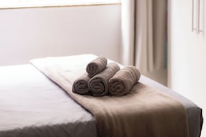 Estudio | 1 habitación, wifi gratis y ropa de cama