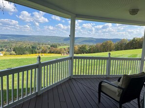 Property grounds - Knight's landing- Large home, long distance views, under 10 miles to ASV (Laurens)