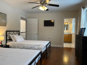 5 slaapkamers, een bureau, gratis wifi, beddengoed