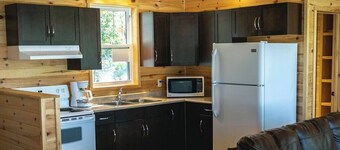 Bass Bay Cabin - Lakewood Park Cabins