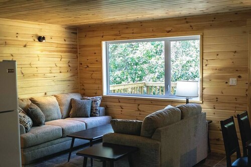 Twin Otter Cabin - Lakewood Park Cabins