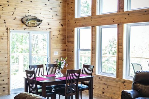 Eagle Nest Cabin - Lakewood Park Cabins