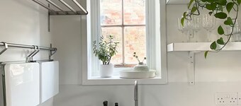Scandi Cottage in the Old Town w/ Private Parking, Garden & Log Burner
