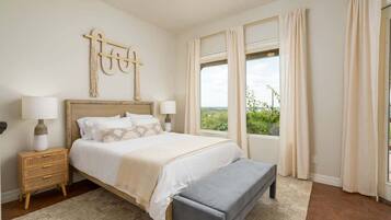 4 Schlafzimmer, Bügeleisen/Bügelbrett, Reisekinderbett, WLAN