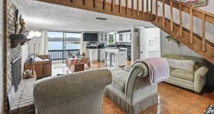 cozy lakeside retreat