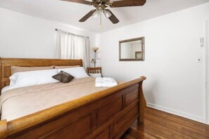 3 chambres, fer et planche à repasser, Wi-Fi, literie fournie
