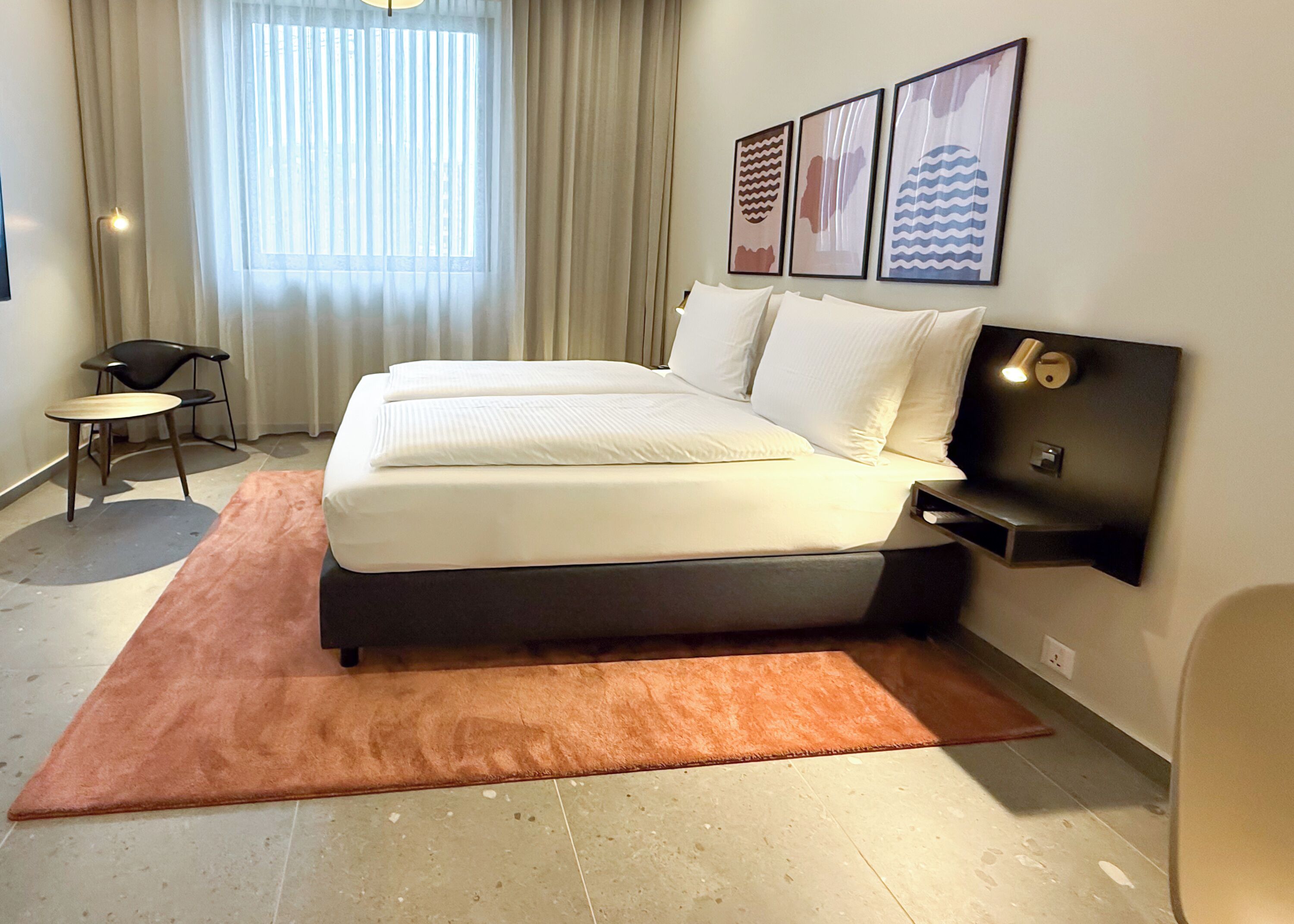 Premium bedding, in-room safe, blackout curtains, soundproofing