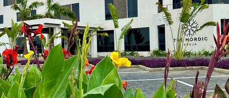 Fachada de la propiedad