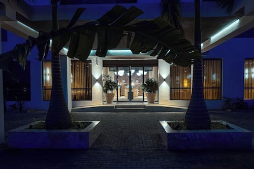 Entrada de la propiedad