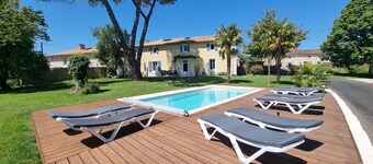 Gîte du Ruban Vert with private swimming pool