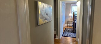 Charming 2-bedroom home, 1 mile from town,  with a beautiful view.