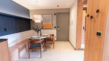 Apartemen Klasik | Tempat makan