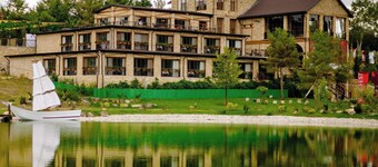 White Harmony House Shamakhi