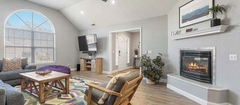 Coler House: Cyclist’s Retreat with Hot Tub