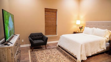 3 bedrooms, iron/ironing board, WiFi, bed sheets