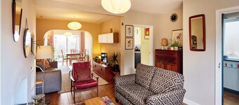 Family home in Chapel Allerton area - Peaceful Street, Free Parking