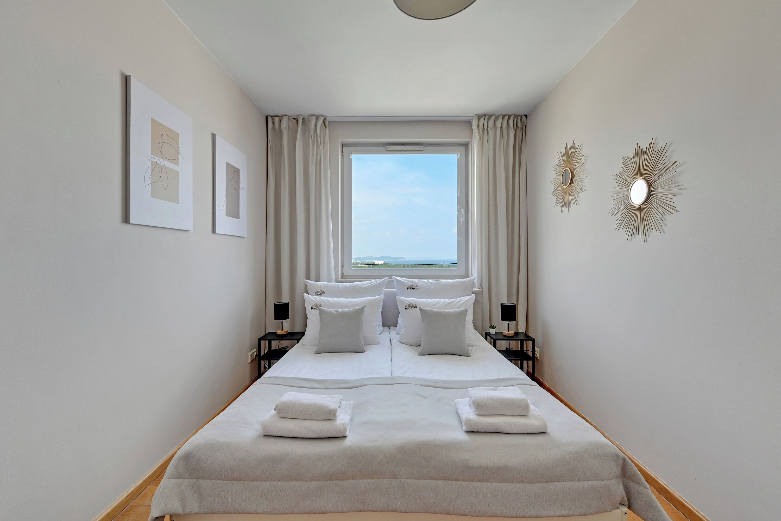 Căn hộ Grand, quang cảnh thành phố | 3 phòng ngủ, bộ đồ giường kháng dị ứng, trang trí khác biệt 