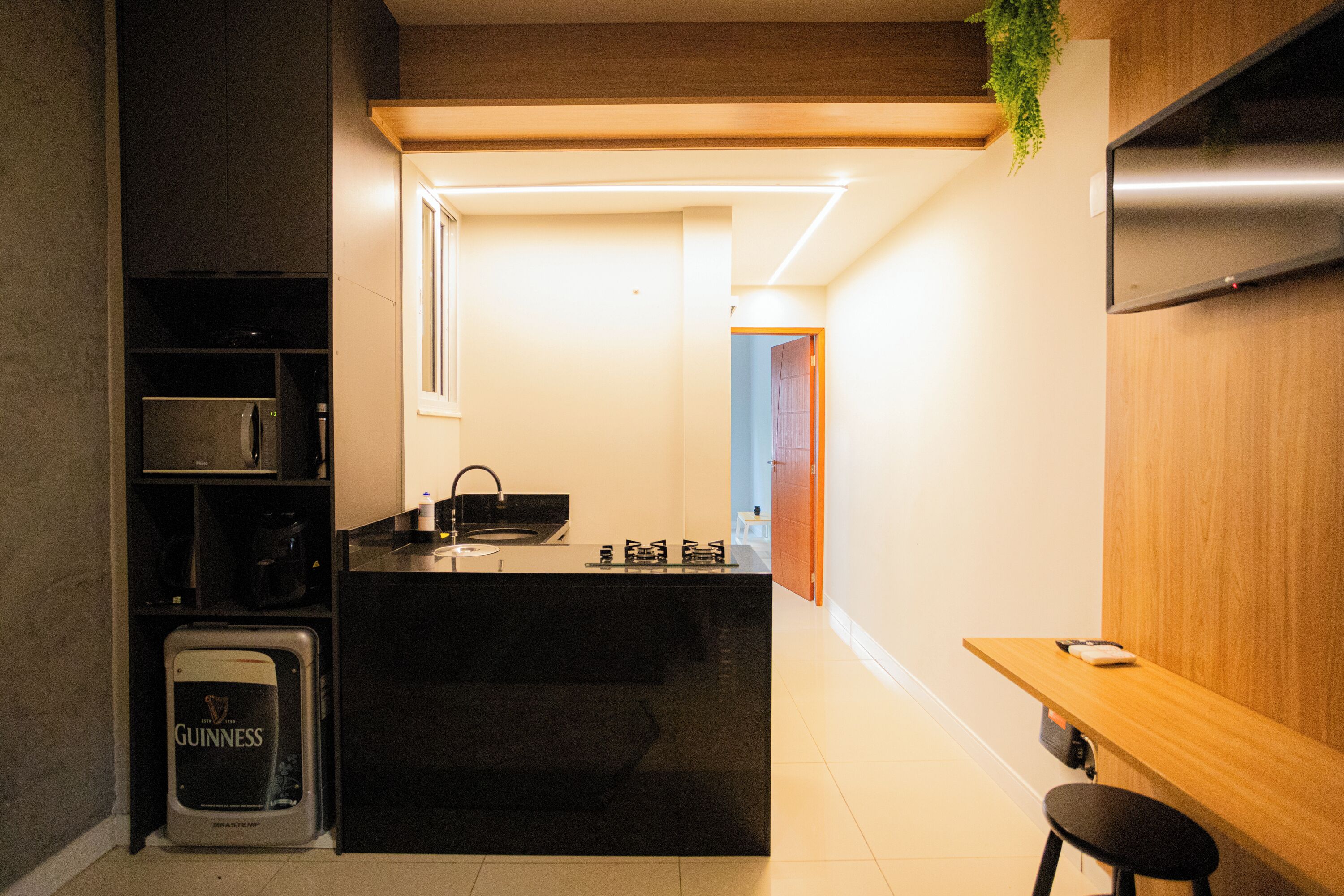 SUH Copacabana 116 | Living area | 30-cm Smart TV with digital channels