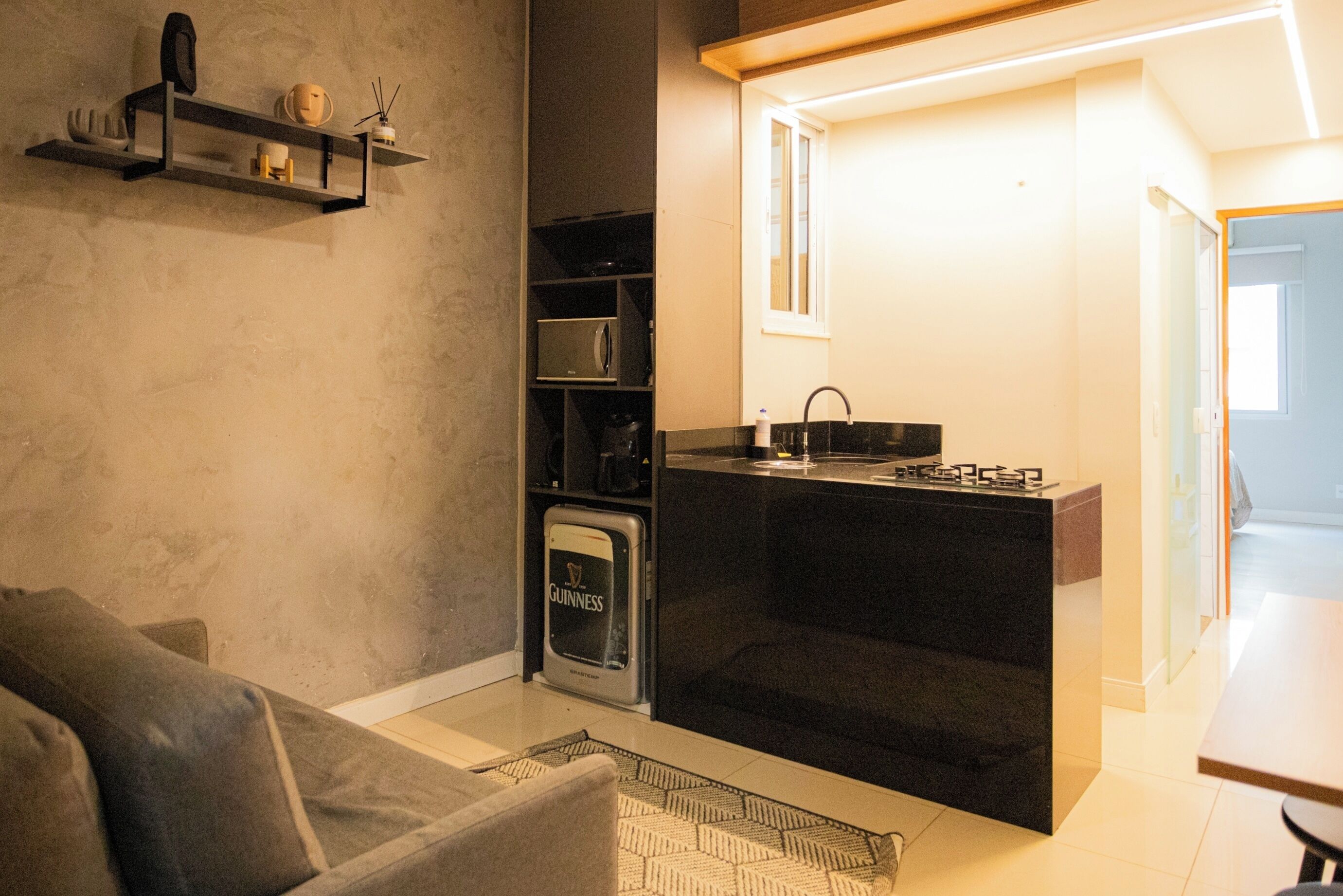 SUH Copacabana 116 | Living area | 30-cm Smart TV with digital channels