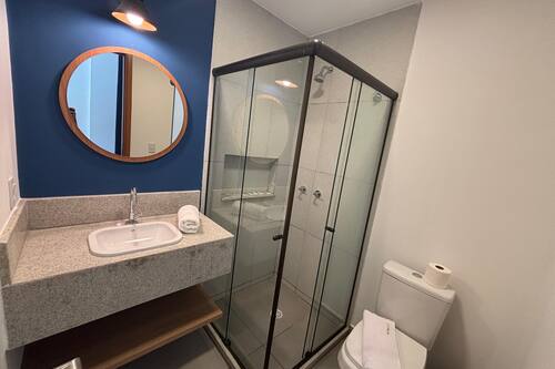 Quarto duplo standard | Banheiro