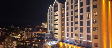 Fachada da propriedade