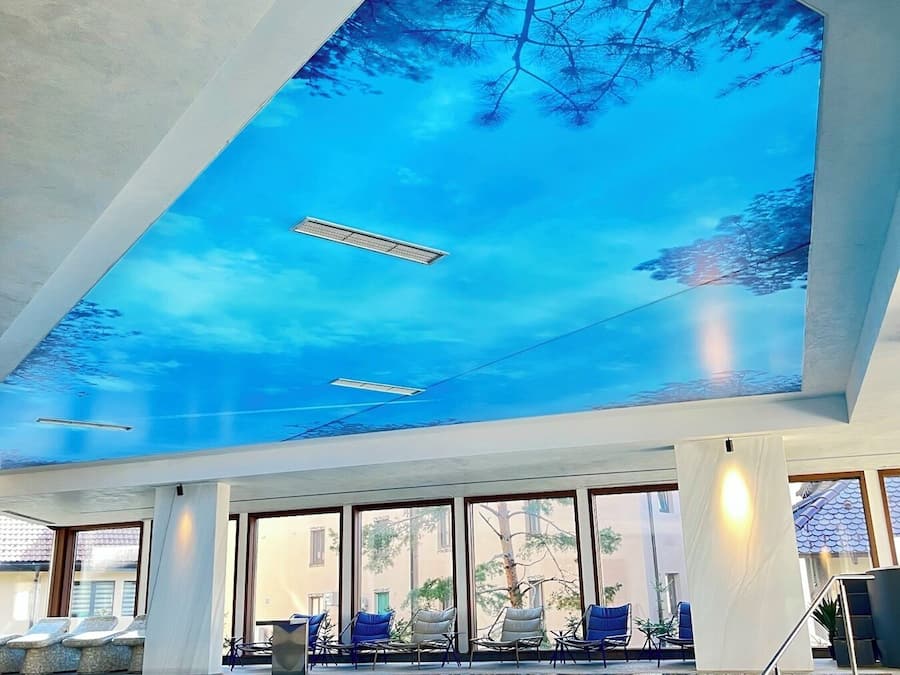 Sauna, hot tub, steam room, hot stone massages, Swedish massages