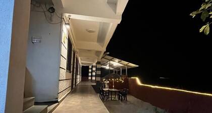 Crown hotel