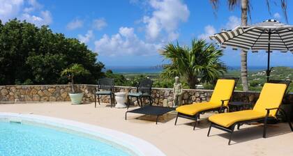 Lavendar Palms - studio with ocean views, w/AC, WiFi, 10 min. to Christiansted