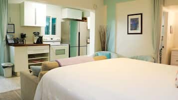 1 bedroom, iron/ironing board, free WiFi, bed sheets