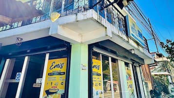 Fachada de la propiedad