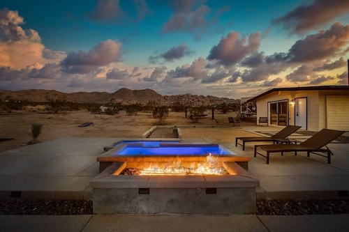 @ Marbella Lane - Moon Designer Home Close to Jtnp