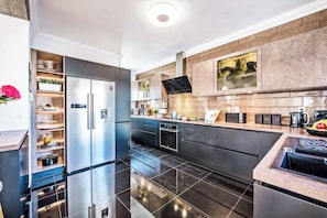 Villa (3 Bedrooms) | Interior