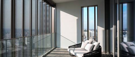Appartamento, 2 camere da letto, vista città | Vista balcone