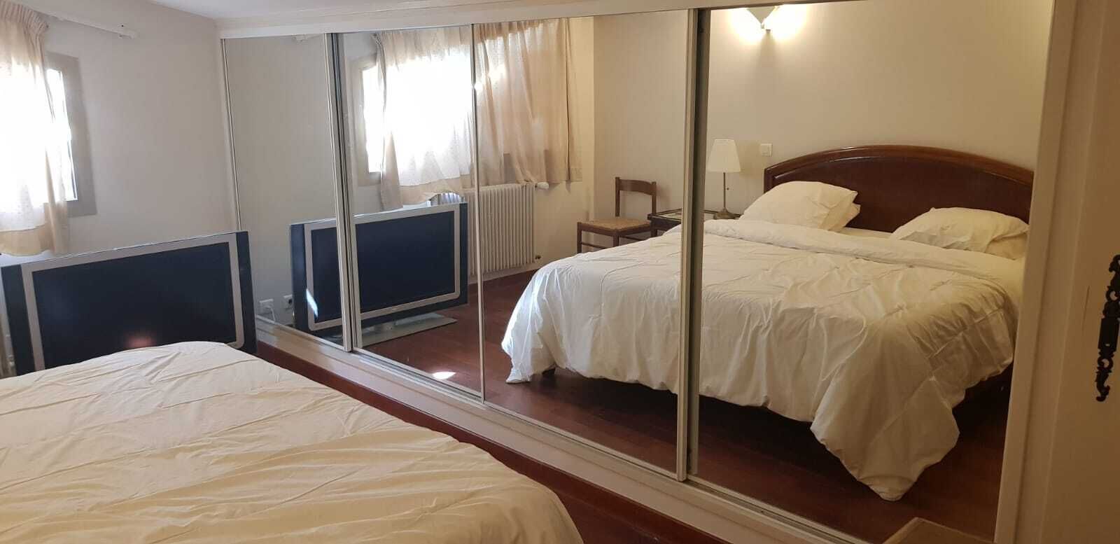 6 chambres, fer et planche à repasser, lit parapluie, Wi-Fi gratuit