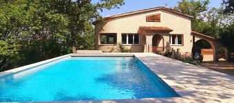 Rental Villa, 200m², 6 bedrooms, sleeps up to 12, swimming pool, Montauroux