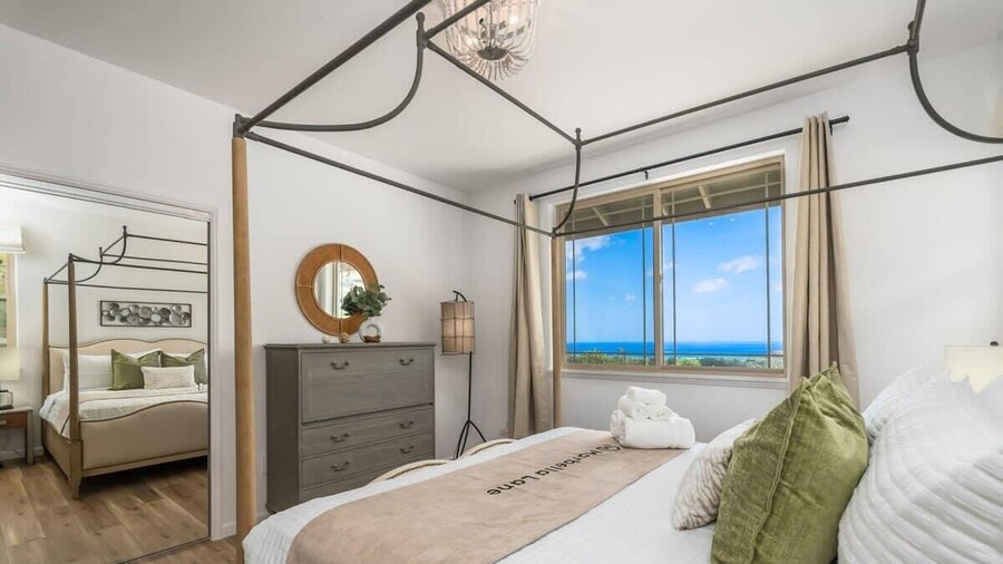 @ Marbella Lane - Stylish House + Impressive Views