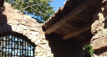 Spacious 5-bedroom house in charming Aidone with WiFi, terraces, private garden