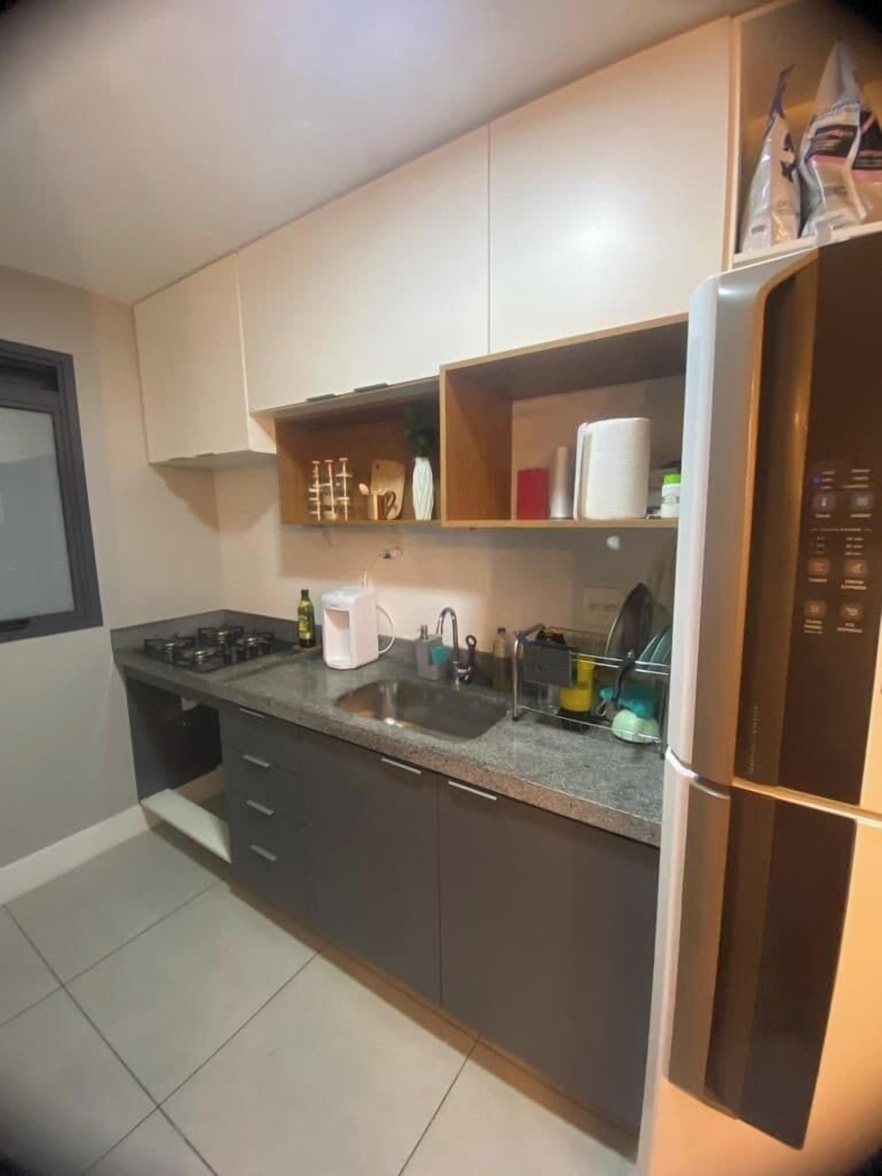 公寓, 陽台, 泳池景觀 | 私人廚房