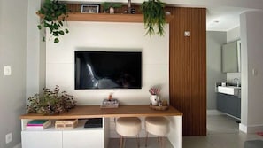 Appartement, balcon, vue sur la piscine | AccĂšs au Wi-Fi (inclus)