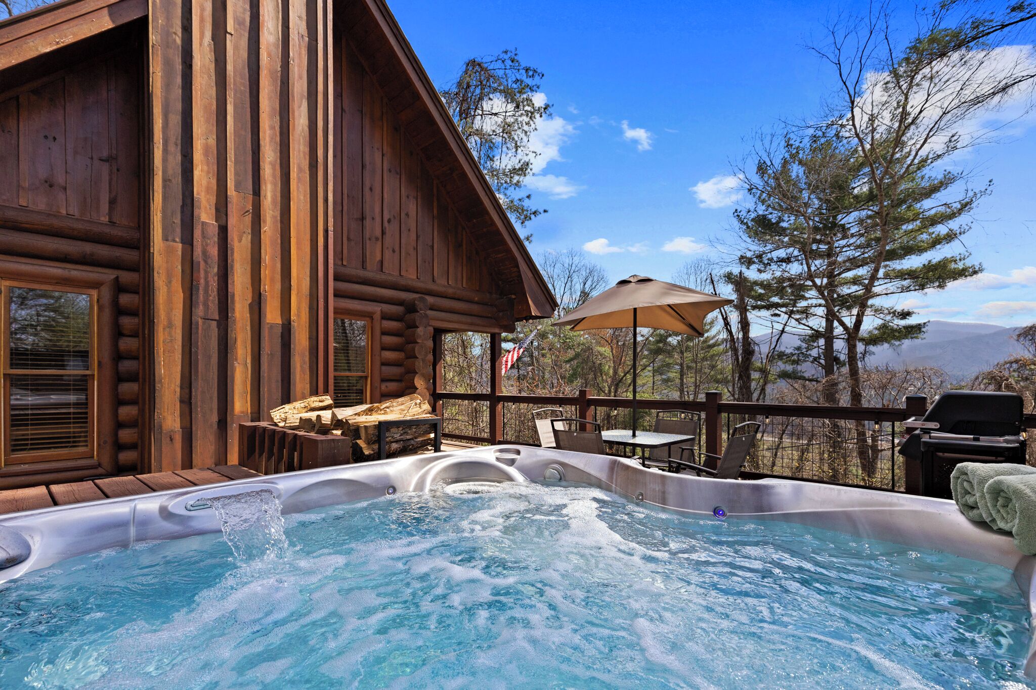 Outdoor spa tub