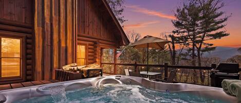 Tina de hidromasaje al aire libre