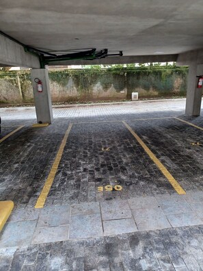 Apartment | Property grounds - CONDOMINIO PRAIAS DO GUARUJÁ (Guarujá)