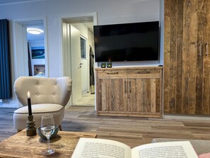 Apartment | Living room - Modern Flat With Balcony at Erlebnisberg Kappe (Winterberg)