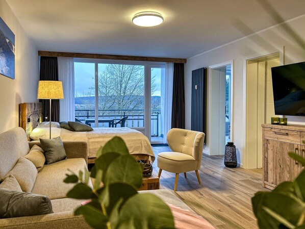 Apartment | Living room - Modern Flat With Balcony at Erlebnisberg Kappe (Winterberg)