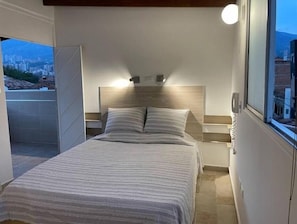 1 habitación, wifi y ropa de cama