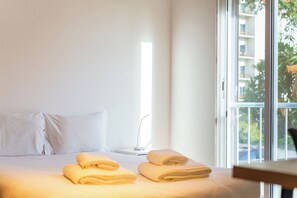 2 Schlafzimmer, Schreibtisch, Bügeleisen/Bügelbrett, Internetzugang