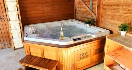 Chalet Entier + SPA privatif exterieur-3 places parking-Proche Station Ski & Lac