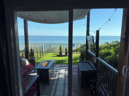 Cliffside Chesapeake Bay Cottage: Pet-friendly, Easy DC Drive