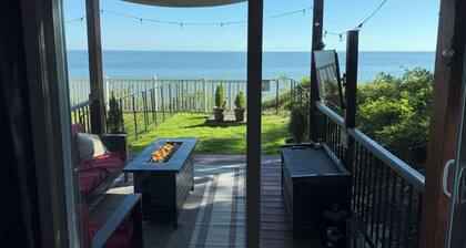 Cliffside Chesapeake Bay Cottage: Pet-friendly, Easy DC Drive