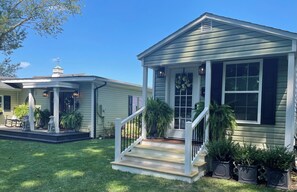 تفاصيل الفندق من الخارج